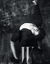 高清组图：SHINee珉豪黑白写真显刚毅野性