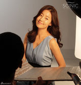 高清组图：	韩智慧无PS写真曝光 展白皙细腻皮肤