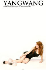 幻灯图集：王蓉整容后写真曝光 华丽转身风格多变