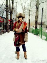 组图：花美男COS藏族小哥被追捧