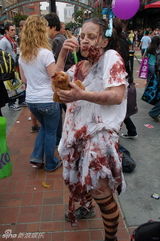 幻灯图集：漫展街拍 “山寨周杰伦”和僵尸人亮相