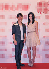 组图：李治廷出席代言活动 透露小时候顽皮成性