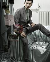 高清图：罗晋红衣写真献礼戛纳 展优雅绅士韵味