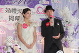 组图：陈豪陈茵媺预演婚礼 工作为先不急结婚