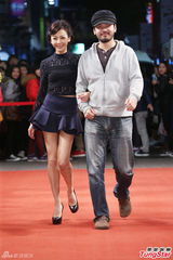 组图：陈柏霖陈意涵新片谈情 郭书瑶鸡排妹比美