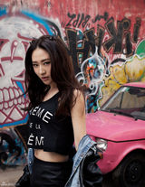 组图：美女作曲家林天爱个性写真曝光 妩媚迷人