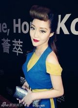 组图：徐海星艳丽近照 不似好声音时期清纯