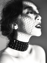 组图：曹阳黑白写真 光影曲线诱惑