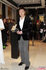 组图：许志安新年狂吃发福 大赞郑秀文煮菜厉害