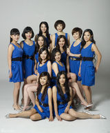 组图：女子十二乐坊写真