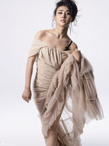 组图：《鸿门宴》女杀手贾青新写真魅惑小性感