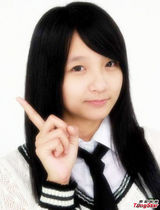 组图：许雅涵转型拍萌照青春洋溢