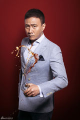 组图：胡军绅士质感写真内敛沉稳展成熟魅力