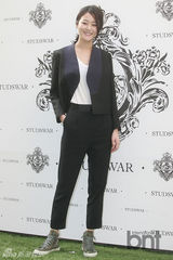 组图：少时Jessica苏怡贤等出席活动春意盎然