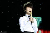 幻灯组图：李宇春南京个唱落幕 谢霆锋现场失控落泪