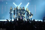 高清图：2PM少女时代BEAST等巴黎公演激情燃爆全场