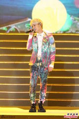 组图：SHINee台北热力开唱 劲歌热舞high不停