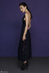 组图：高圆圆红唇演绎都市性感 谈戏痴黄海波