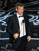 组图：斯派克-琼斯凭借《她》获最佳原创剧本