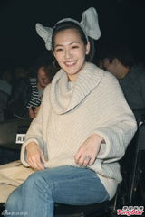 组图：小S不惜展示小腹亲证没怀孕