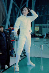 高清图：《美女如云》董璇叶项明帅气击剑