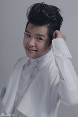 组图：丛浩楠新碟首发 曲风多元诚意打造