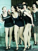 组图：曝舒淇旧剧照豪放喝酒 性感似梦露