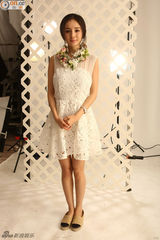 组图：杨幂大婚前捞金状态神勇 求婚不浪漫