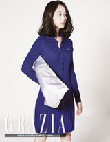 高清图：《夜之女王》金敏贞写真展干练帅气风