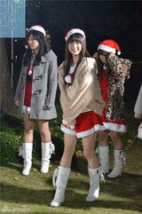 组图：SNH48变身圣诞MM 红白歌会正式开票