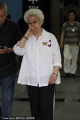 组图：田华于洋韩三平葛优冯巩唐国强等送别陈强