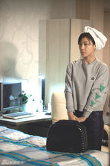 组图：韩剧《King2Hearts》首播 曝河智苑素颜剧照