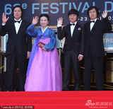 幻灯图集：李沧东《诗》首映 伊丽莎白-班克斯助阵