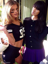 组图：丹麦甜心妮娜拍运动大片 扭小蛮腰身材辣