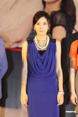 组图：《杜拉拉2》焦俊艳变轻熟女对戏王雷