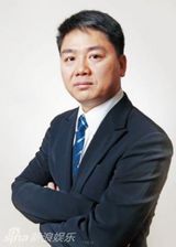 组图：奶茶妹妹美国游学爱上刘强东 美照盘点