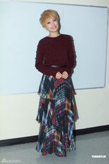 高清图：容祖儿钟舒漫洪卓立出席《劲歌金曲录影》 