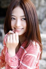 组图：逢泽丽奈夏日写真比基尼秀身材