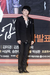 高清图：韩星大成吴满锡等新剧《whats up》记者会