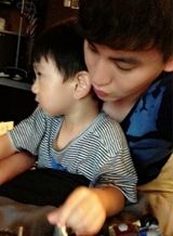 组图：最帅潮爸萌娃走红 潮萌不输林志颖父子