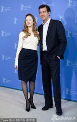 组图：克里夫欧文出席《影子舞者》记者会