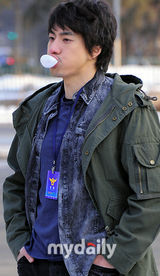 组图：KBS电视台新剧《强力班》海报拍摄现场