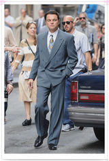 组图：莱昂纳多现身《华尔街之狼》片场