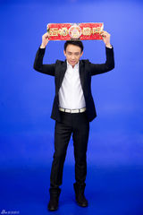 秦海璐刘涛红裙美颜喜洋洋 骏起菲阳齐贺年(图)