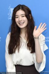 组图：《惠媛》记者会 李善均郑彩恩亮相