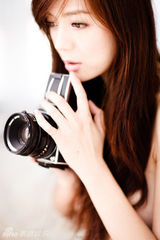 组图：周韦彤37张半裸写真集锦 丰满酥胸诱人