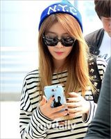 组图：T-araN4将任Chris Brown演唱会嘉宾赴美