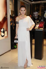 组图：许志安新年狂吃发福 大赞郑秀文煮菜厉害