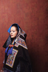 组图：王力可异域风情写真 绽放别样魅力