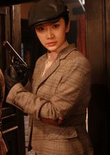 组图：陶飞霏《伏弩》化身特工 动作戏飒爽英姿